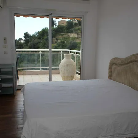 Apartment Beausejour Beausoleil