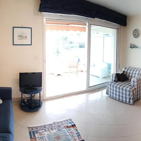 Beausejour Apartment